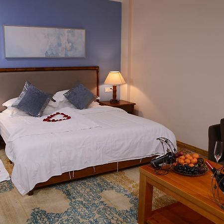 Shell Bay Resort Шънджън Екстериор снимка